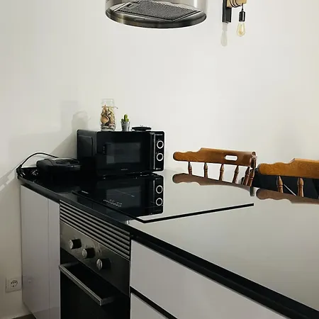 One Bedroom Apartment Costa Da Caparica! 5Min-Walk To The Beach, Perfect For Surfers And Beach Lovers Exterior photo