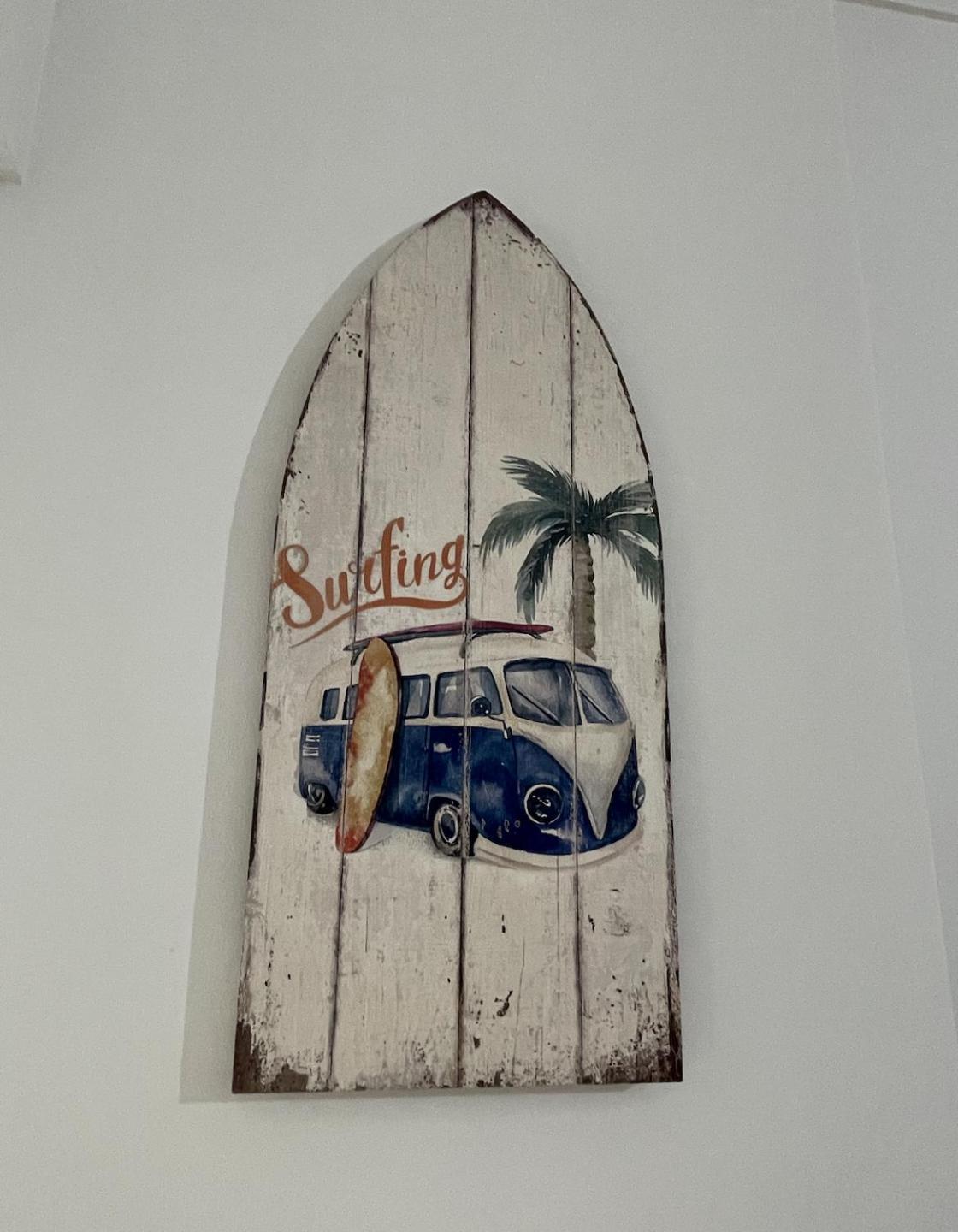 Apartment One Bedroom Costa Da Caparica! 5min-walk To The Beach, Perfect For Surfers And Lovers