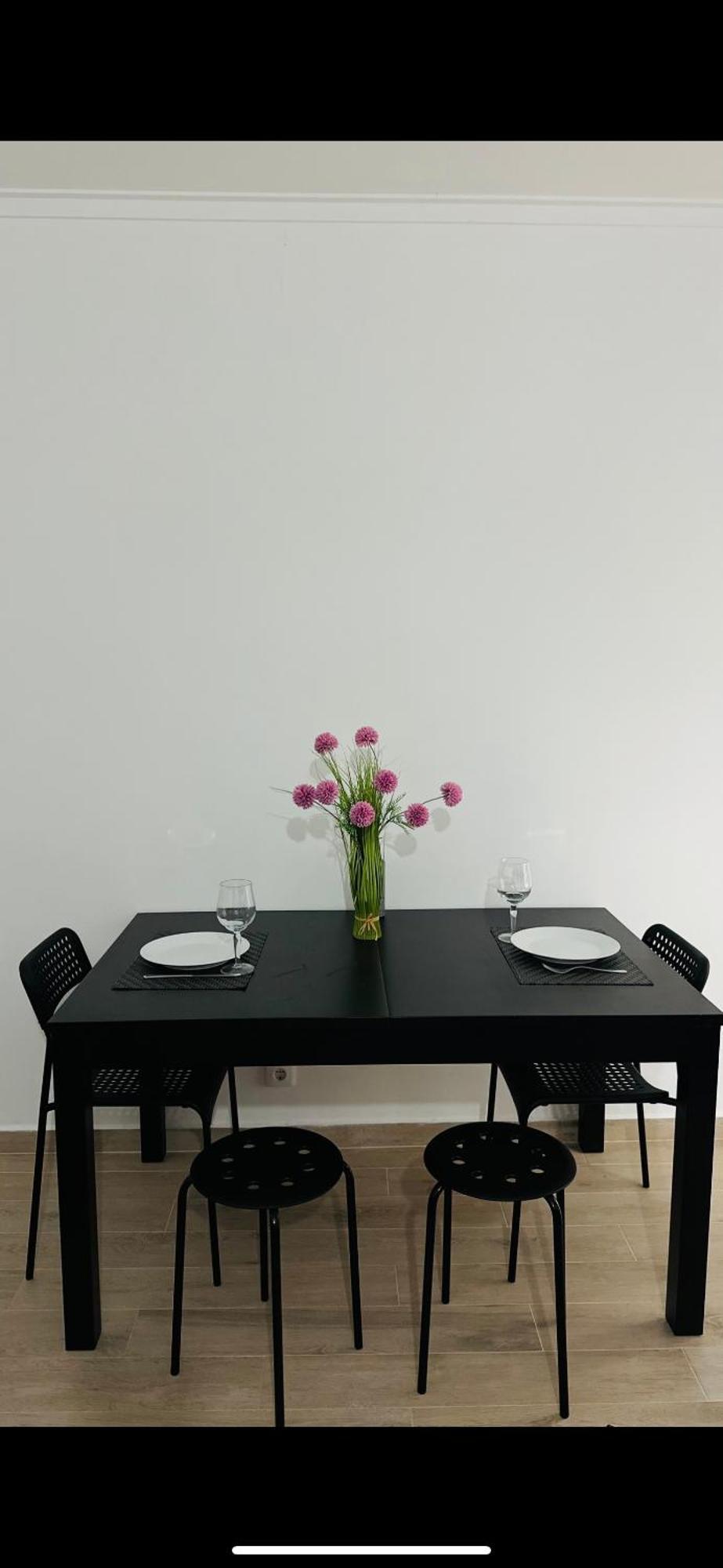 Apartment One Bedroom Costa Da Caparica! 5min-walk To The Beach, Perfect For Surfers And Lovers